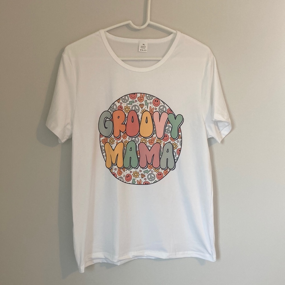 Groovy Mama tshirt
